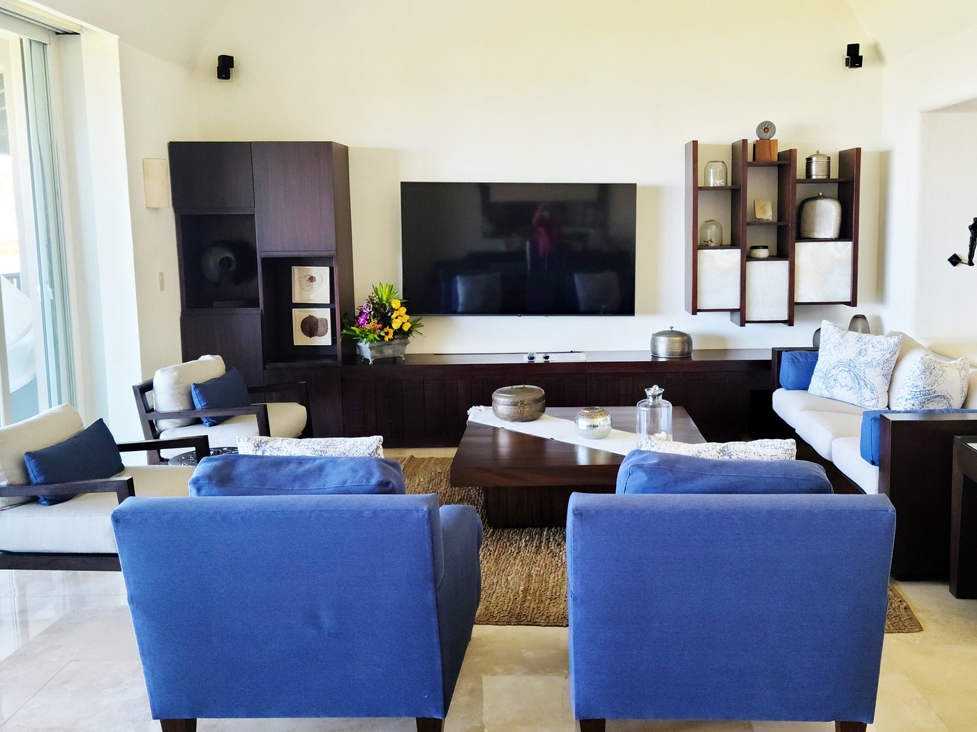 Suite living room at Four Seasons Resort Punta Mita