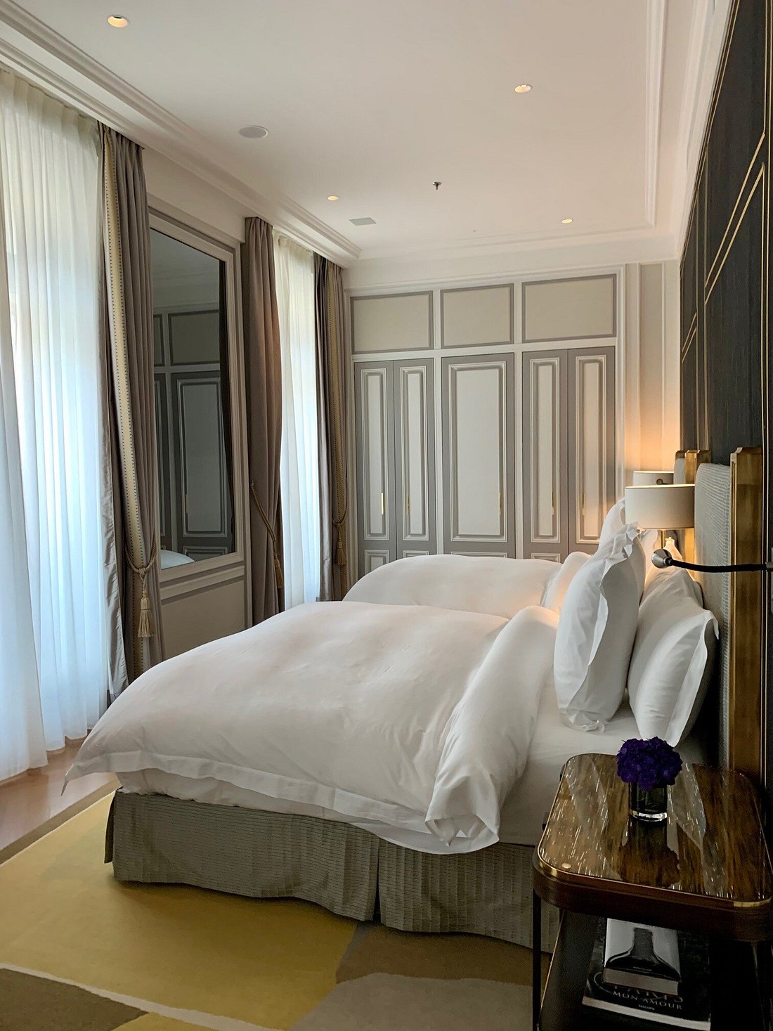 Guest bedroom at Hôtel de Crillon, A Rosewood Hotel
