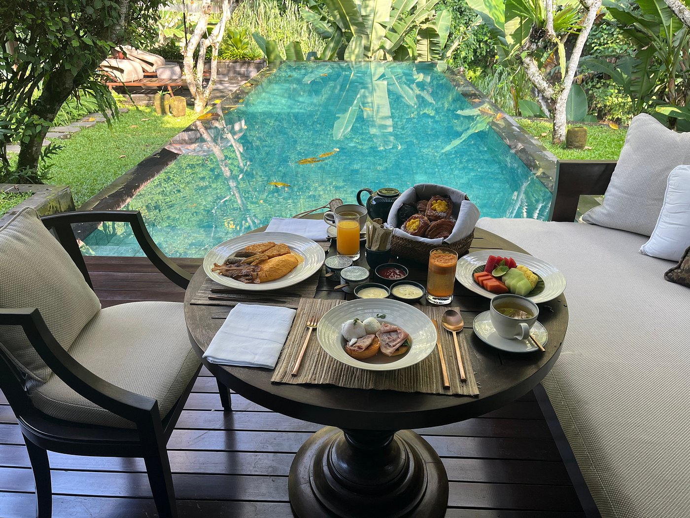 Dining at Mandapa, a Ritz-Carlton Reserve