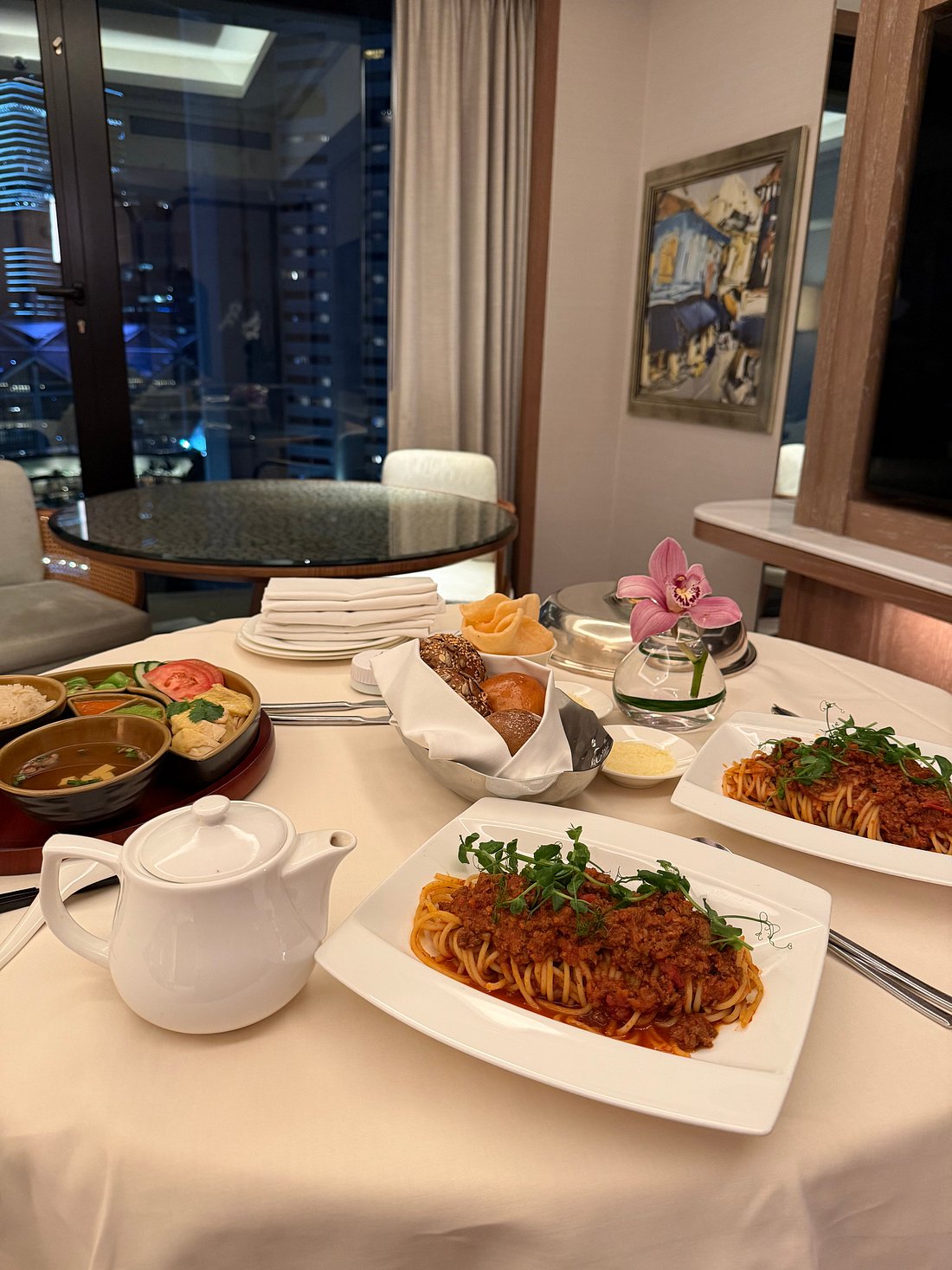 Dining at Mandarin Oriental, Singapore