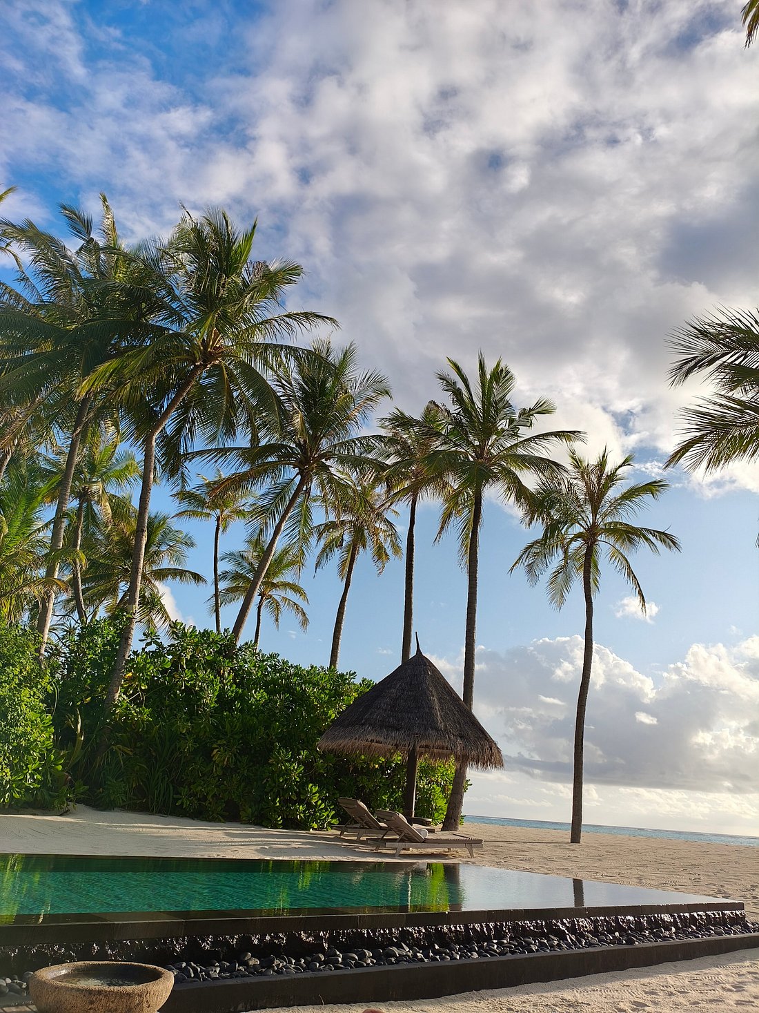 Pool at One&Only Reethi Rah
